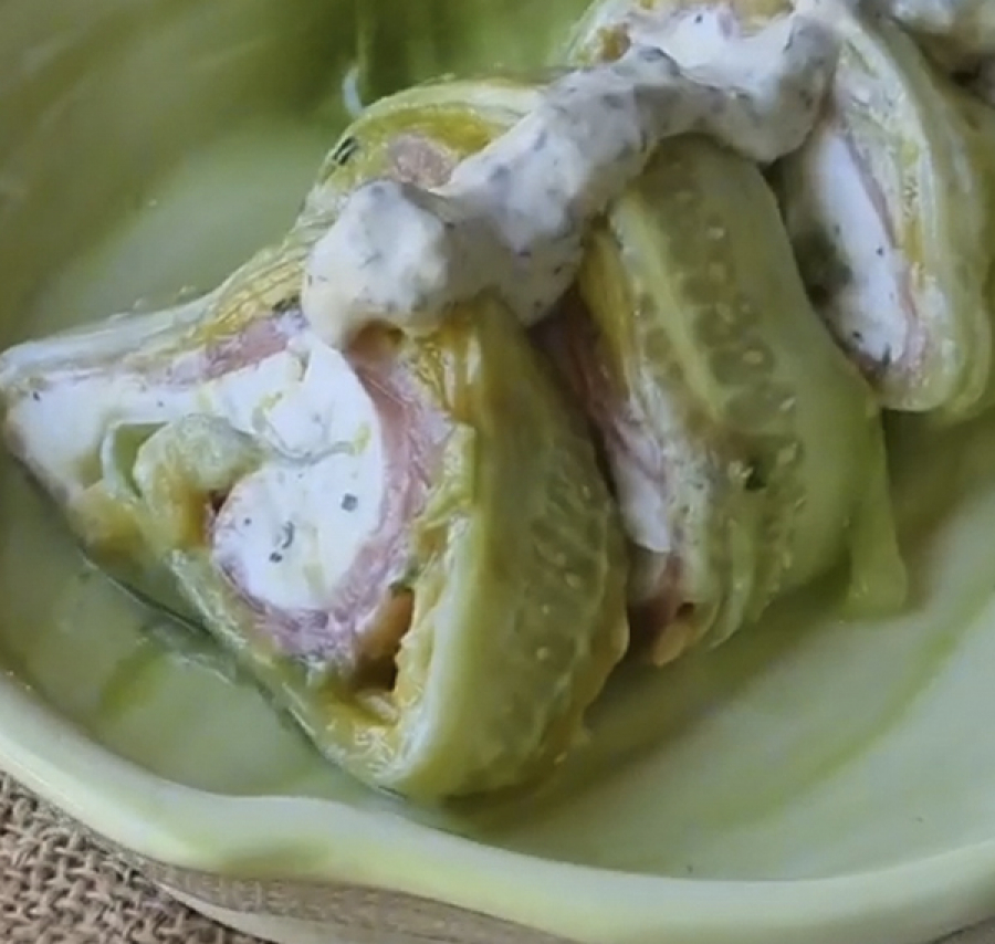 Rollitos de pepino y salmón ahumado