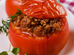 Tomates rellenos de carne