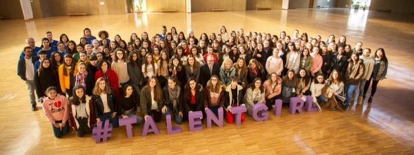 Lupa firma un acuerdo de colaboración con la Asociación Mujer y Talento
